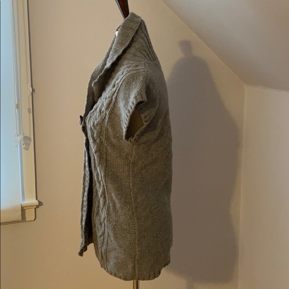 Esprit Short-sleeve Sweater - Picture 3 of 5